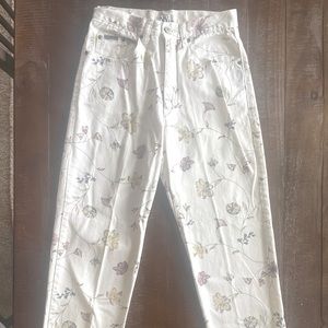 NY Jean Size 8 White Floral Jeans